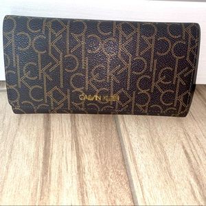 Dark Brown Calvin Klein Wallet w/ Gold Accents!!